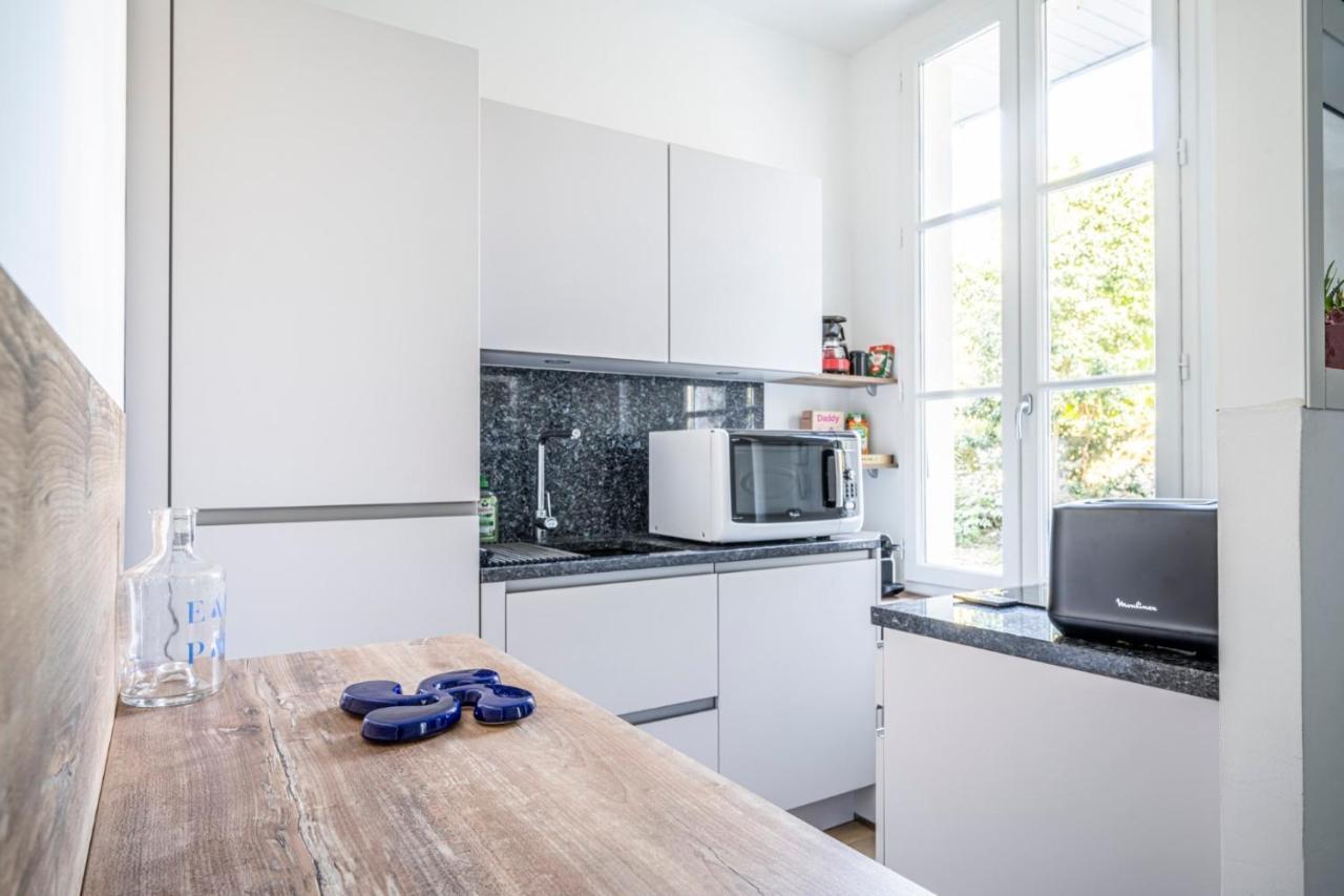 Studio Cosy Hounau - Garage Privatif ポー エクステリア 写真